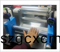 小(xiao)型(xing)颳刀塗(tu)佈(bu)機(ji)